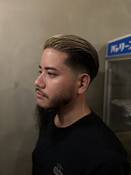 バーバートモシビ(BAR BER TOMOSHIBI) オールバックスタイル