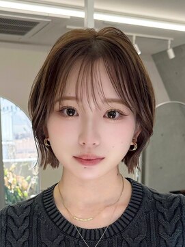 サンド 池袋 2nd(sand) 韓国風顔周り小顔レイヤーカット/黒髪地毛風カラー/池袋