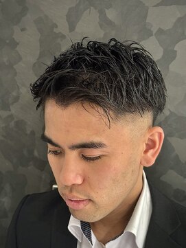 ヒロギンザ 大阪本店(HIRO GINZA) モヒカンフェード