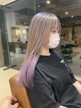 ラウレア(LAULEA) ホワイト×ラベンダー