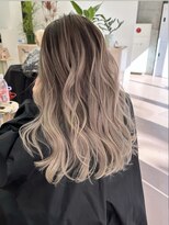 ヌエン 渋谷(NU/EN)&nbsp;秋カラー！海外風エアタッチバレイヤージュとマロンベージュ