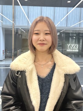 ミルクティーベージュ、ベージュ