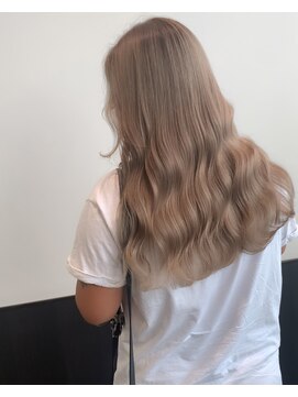 ニコラ(nicola) ダブルカラー/ミルクティーベージュ