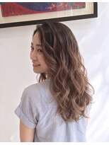 アッシュ 川崎店(Ash) グラデーションカラー グレージュ ブリーチあり