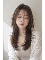 ラウムトウキョウ(RAUM TOKYO)&nbsp;大人可愛い顔まわりレイヤー×透明感ベージュ