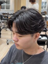 レイズ 名古屋駅(RAYS)&nbsp;毛流れニュアンスフェザーパーマ刈り上げセンターパート h