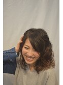 お手入れ楽ちんふんわりウェーブヘア