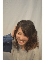 ケンズヘアーテスタ(KEN’s HAIR testa)&nbsp;お手入れ楽ちんふんわりウェーブヘア