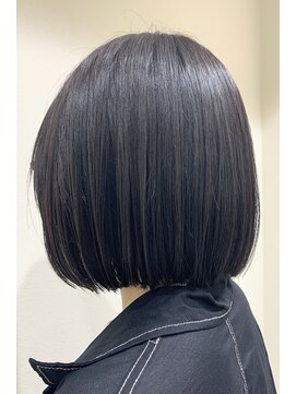 エル(L by truecreation) ボブスタイル【春日部駅西口３分/贅沢半個室サロン】