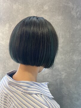 アマニ ヘアー ホスピタル(AMANI. HAIR HOSPITAL) 白髪も気にならないハイライト