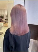 ホワイトピンクブリーチなしセミロング髪質改善