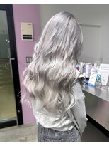 ディーカヘアーセンダイ(Di KA HAIR sendai) white silver/ブリーチ/ハイトーン/ケアブリーチ/ブリーチカラー