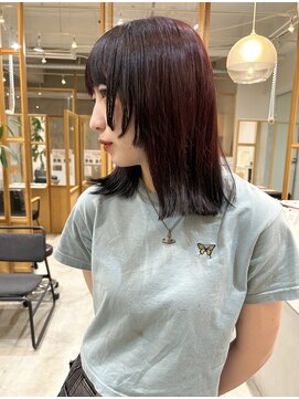 フェリア 梅田(FERIA) ボルドー×ローライト