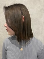 ミュウ(Miiiu)&nbsp;大人かわいい20代30代おすすめぱつっとボブ×センターパート