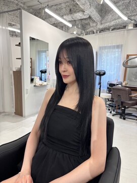 ハピネス 梅田茶屋町店(HAPPINESS) ブルーブラック 小顔前髪 ワンホンヘア レイヤーカット