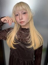 スリー 博多(THREE...) 抜きっぱなしブロンドヘアー