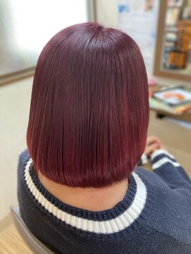 シャラク 高岡駅南店(sharaku) ワインレッドカラーボブ