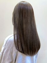 ビューティシモ 川越(Beautissimo) くすみベージュ ハイトーンカラー ダメージレス ロング 20代