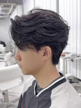 リヴ オオサカ(LIV OSAKA) センターパートダウンパーマフェザーパーマニュアンスパーマ