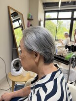 クレア(Klea)&nbsp;白髪を楽しむ大人の上品ショート♪