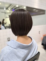 インザヌーク(INN the neuk)&nbsp;艶めく大人のコンパクトボブ｜メテオカラー髪質改善