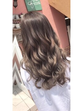 クロック バイ オハナ(Clock by Ohana) 【clock人気カラー☆外国人風グレージュハイライトカラー】