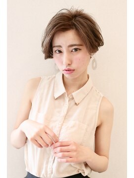 アンビエンテ(ambiente) ショート　ショートボブ  小顔ショート　大人ショート
