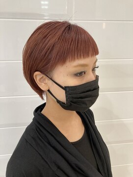 ゼル イオンタウン名西(ZELE) 前髪ぱっつんショート