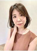 大人かわいいミディアムヘア