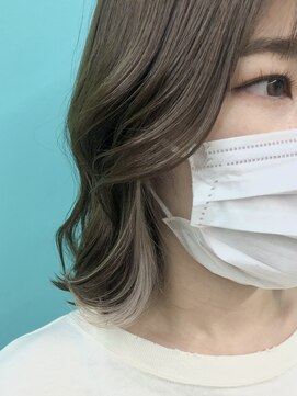 リーホリエ(Lee Horie) 【kanna】オリーブグレージュとインナーカラー