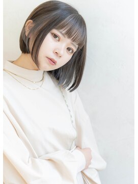 ヘアーラウンジ ハピル(Hair lounge Hapir) 【髪質改善】ダークグレージュ×フルバング×耳だしショートボブ