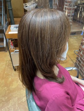 チップタップ 町田店(tip top) ナチュラル × メリハリ白髪ぼかしハイライト