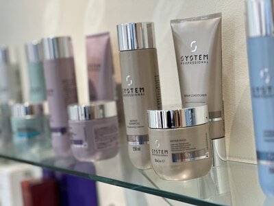 トリートメントはWELLA SYSTEMを導入しています！