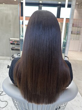 ロンドルーチェ 心斎橋(Lond luce) ダークアッシュ/ミディアムレイヤーカット［髪質改善/縮毛矯正］