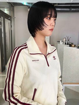 ハイカ(HYCA) layer short/black gray