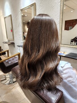 アマレット(Amaretto) 【パーソナルカラー診断×ミルキーブラウン】髪質改善