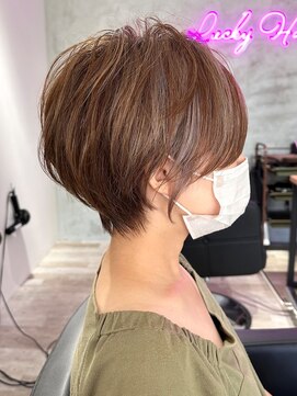 ナウアズ(now as.) くびれショート×白髪ぼかしハイライト【カドワキ】【明石駅近】