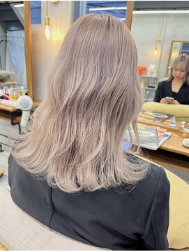 アルコイリスバイドールヘアー(ARCOIRIS by Dollhair) 都島/ペールベージュ/ハイトーンカラー/メルティーカラー