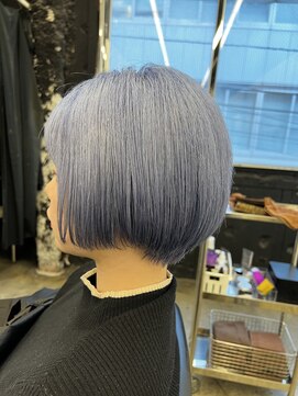 ココ 本八幡(KOKO) ★ショートボブ/ブルージュ/ツヤ髪スタイル/イヤリングカラー