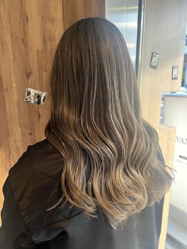 アヴァンス 天王寺店(AVANCE.) バレイヤージュ履歴からのヘアカラー