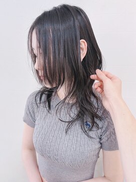 モリオフロムロンドン 松戸店(Morio from London) 【松戸　テラカド】大人可愛いセミロングレイヤーハッシュカット