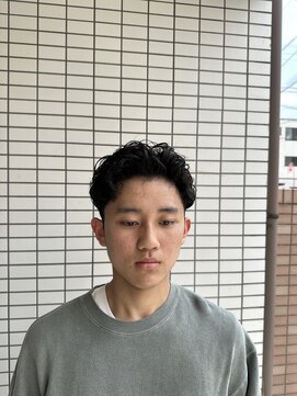 MEN’S HAIR/サーフカール/刈り上げセンターパート/船橋