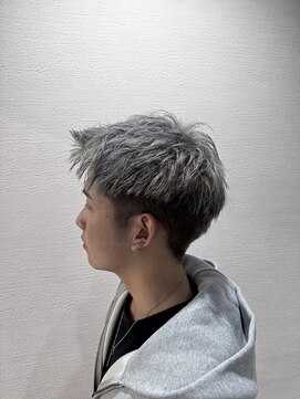 アンチ(ANTI) スパイキーショート