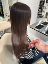 レヴリー(reverie)&nbsp;髪質改善ストレート艶髪オリーブブラウン20代