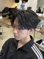 リット(lit.) MEN’S HAIR/サーフカール/刈り上げセンターパート/守谷