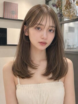 ユーフォリア 青山(Euphoria) ミディアムヘア透明感カラー韓国レイヤー韓国風パーマ前髪あり◎