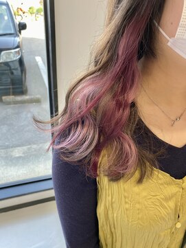 へアメイクワンプラス 四日市(HAIR MAKE ONEplus) シールエクステ/イヤリングカラーピンク無造作アッシュ×透明感
