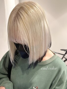 ベレーザ 渋谷(BELEZA) 3988ニュアンスカラー艶髪グレーベージュ金髪ボブぱっつん前髪