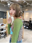斜めバング/シルキーベージュ/ブラントカット[渋谷駅]