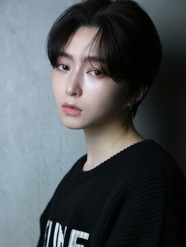 ザ サードヘアー 津田沼 (THE 3rd HAIR) ニュアンスパーマ　韓国シースルーセンターパート